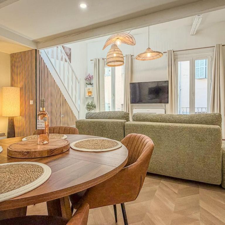 Duplex T3 neuf, 2 suites privées, Aix historique - Apartamento de 2 dormitorios - 16