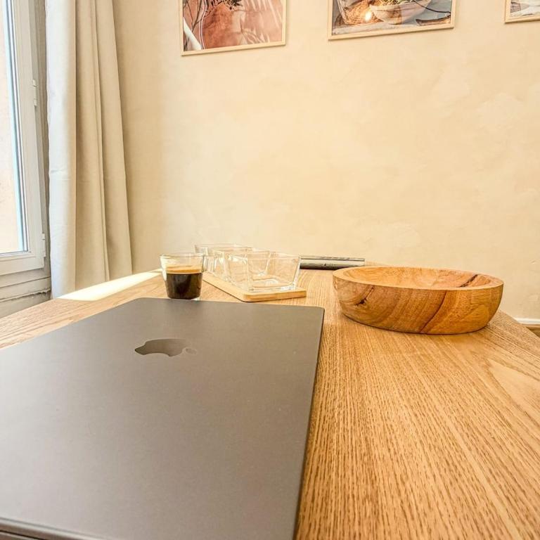 Duplex T3 neuf, 2 suites privées, Aix historique - Apartamento de 2 dormitorios - 17