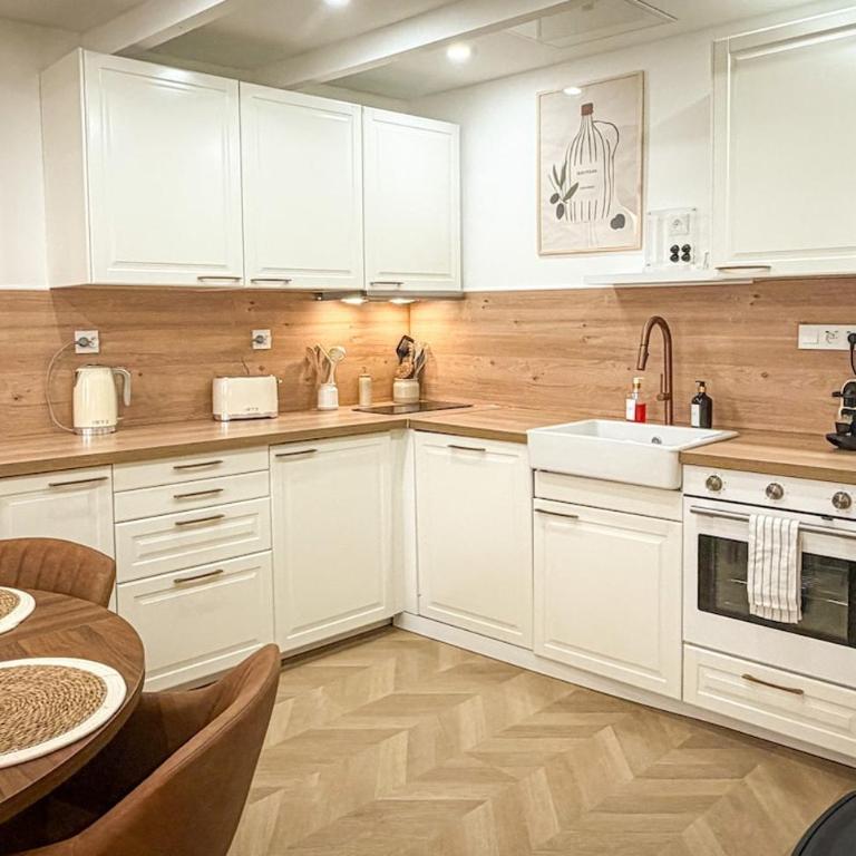 Duplex T3 neuf, 2 suites privées, Aix historique - Apartamento de 2 dormitorios - 27