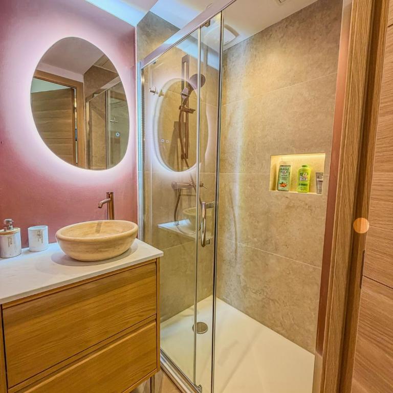 Duplex T3 neuf, 2 suites privées, Aix historique - Apartamento de 2 dormitorios - 36