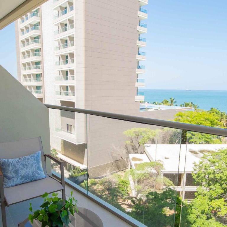 Acogedor Apartamento con Balcón y Vista 603 BH - One-Bedroom Apartment - 4