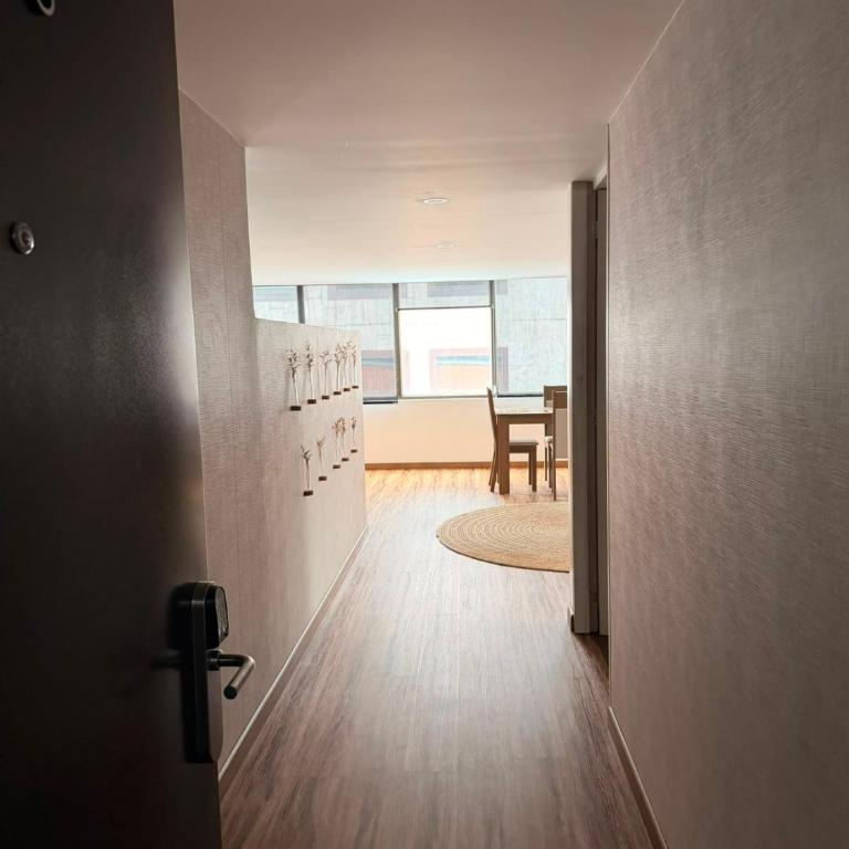 Kaza Living Calle 100 - Suite con vistas a la ciudad - 15