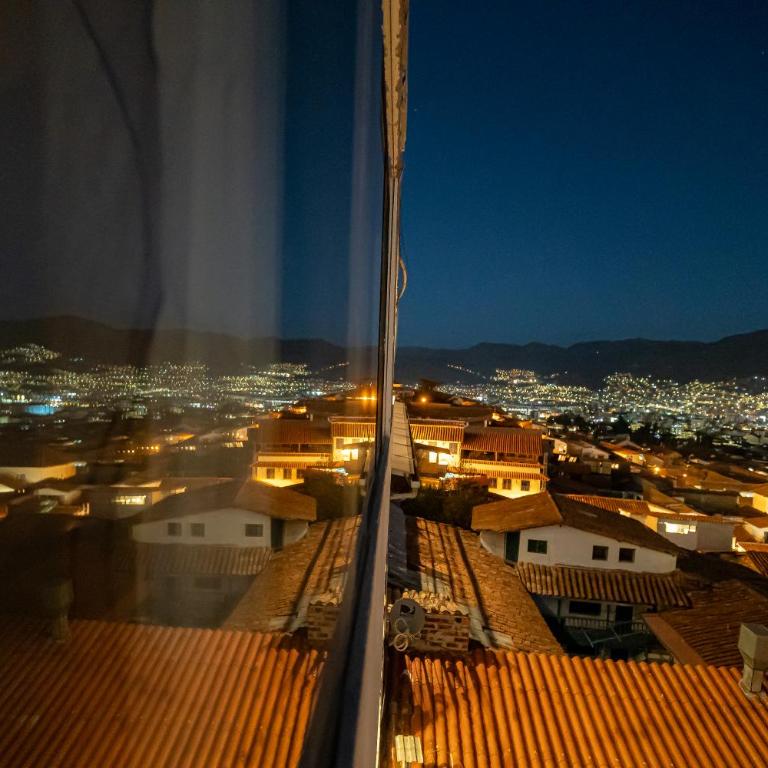 El Mirador del Inka guest house - Standard Twin Room with Mountain View - 9