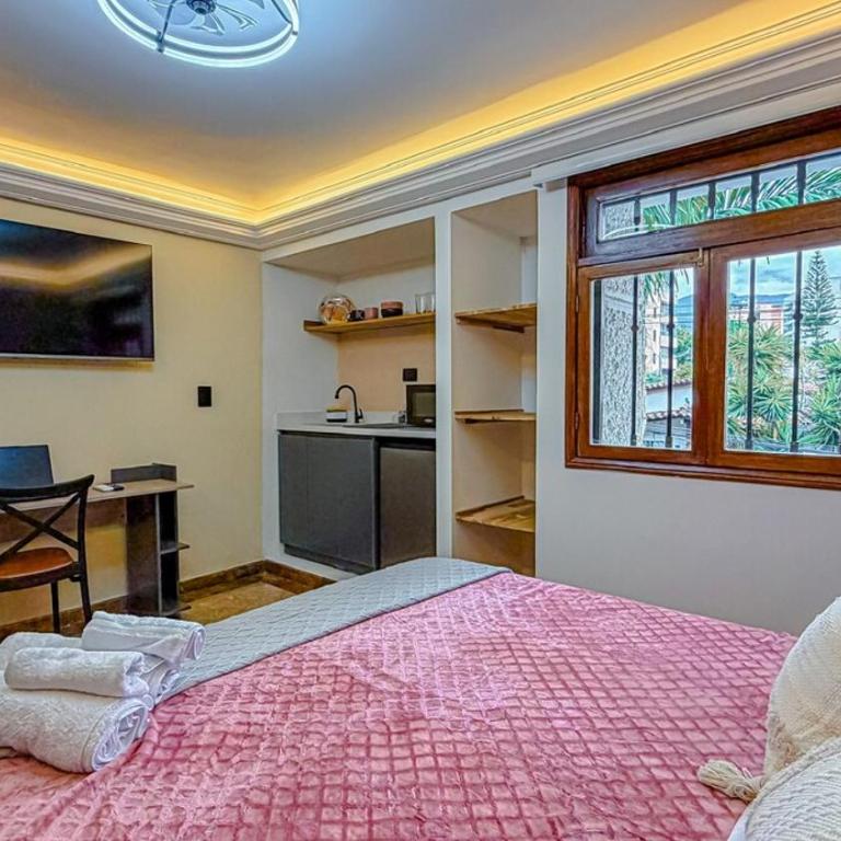 Casa completa para 20 personas a 5 min del estadio - Villa - 5
