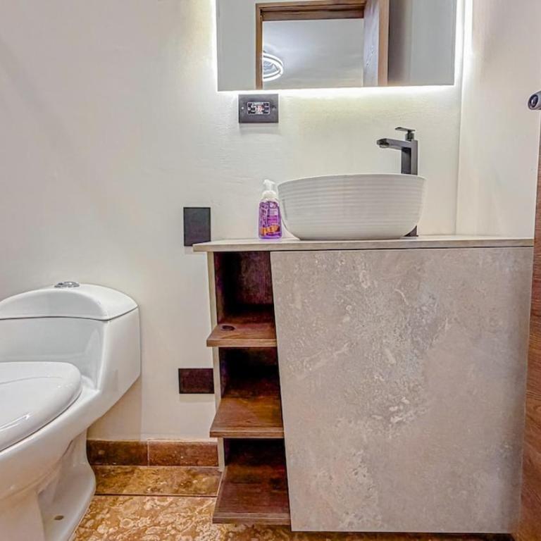 Casa completa para 20 personas a 5 min del estadio - Villa - 10