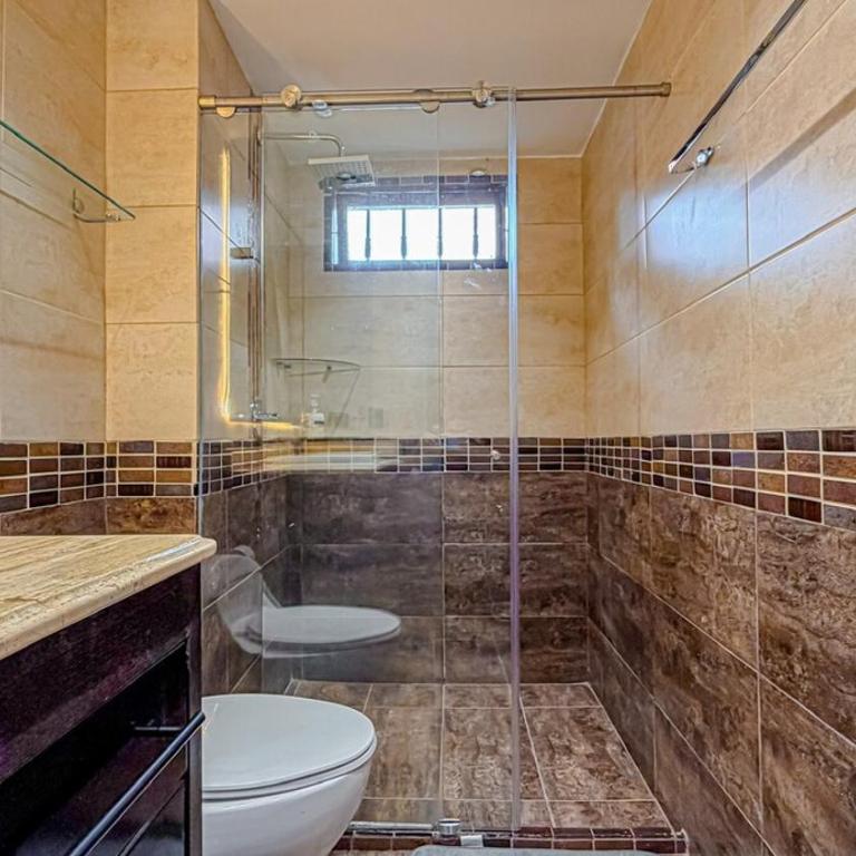 Casa completa para 20 personas a 5 min del estadio - Villa - 19