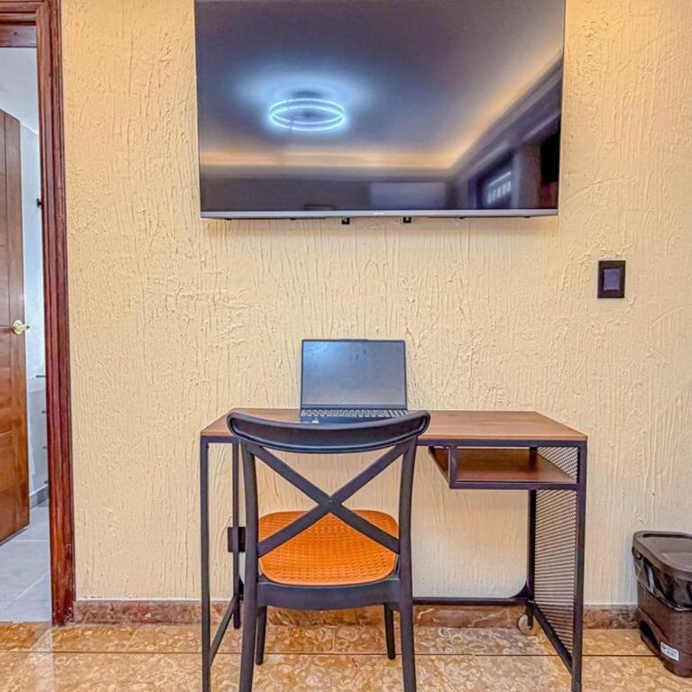 Casa completa para 20 personas a 5 min del estadio - Villa - 30