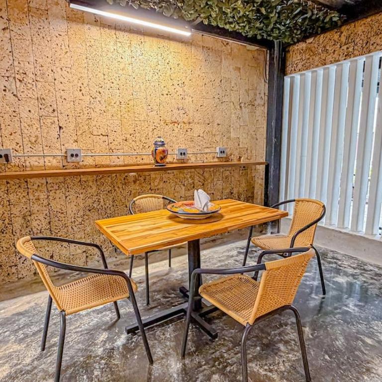 Casa completa para 20 personas a 5 min del estadio - Villa - 34