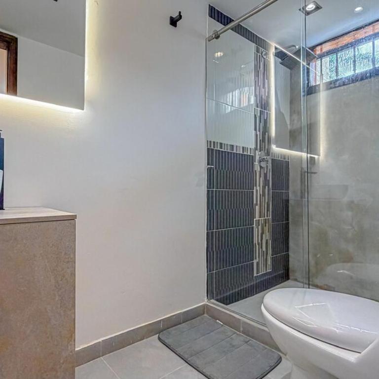 Casa completa para 20 personas a 5 min del estadio - Villa - 47