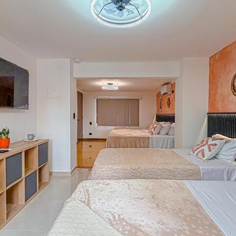 Casa completa para 20 personas a 5 min del estadio - Villa - 60