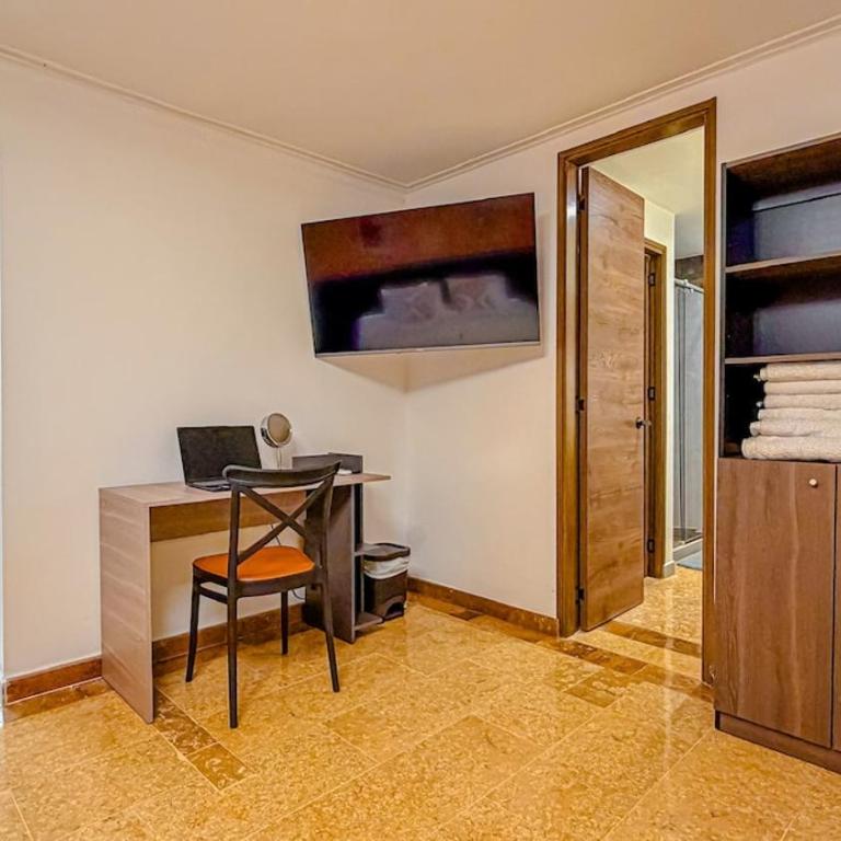 Casa completa para 20 personas a 5 min del estadio - Villa - 63