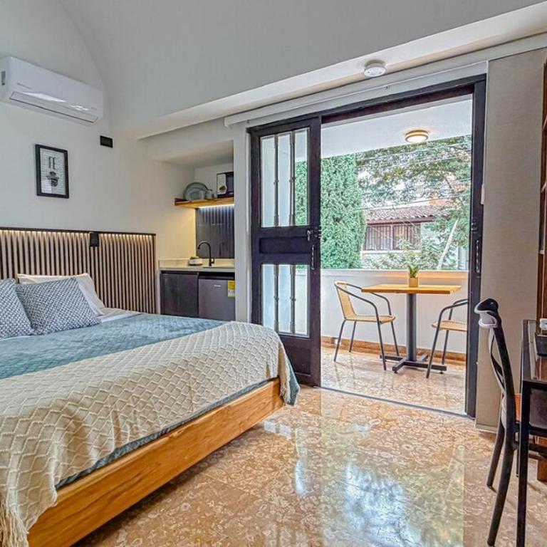 Casa completa para 20 personas a 5 min del estadio - Villa - 65