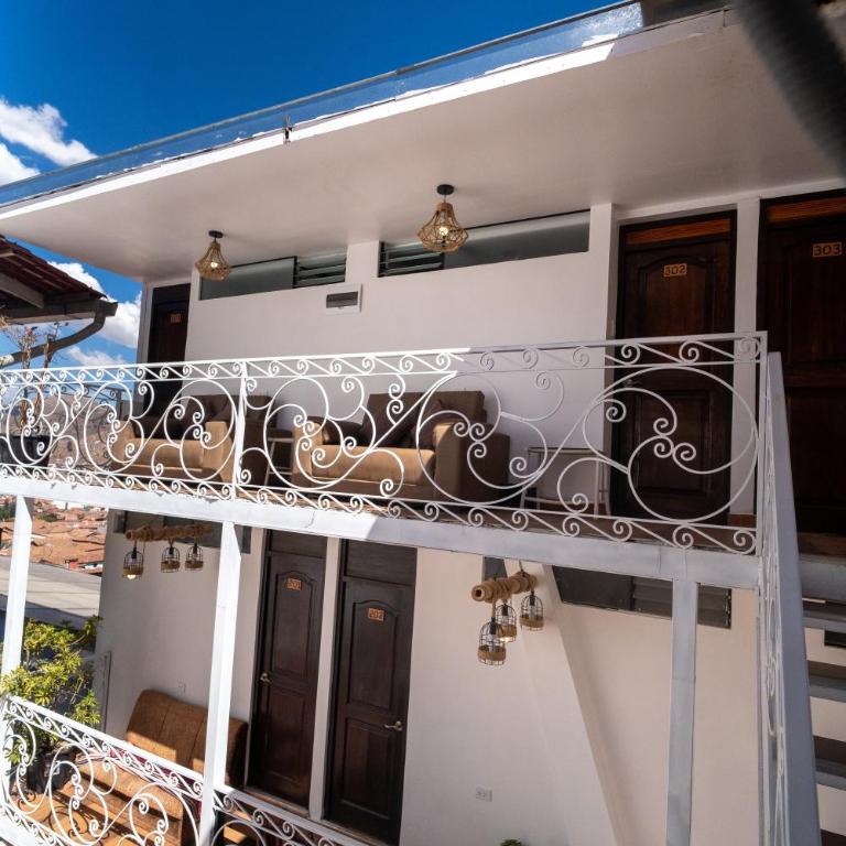 El Mirador del Inka guest house - Family Room (3 Adults) - 5