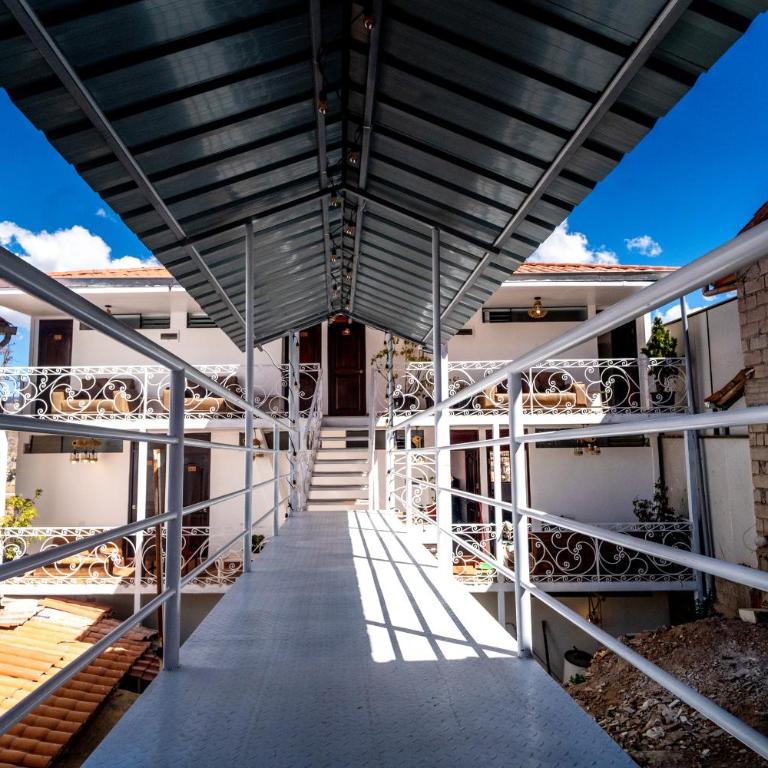 El Mirador del Inka guest house - Family Room (3 Adults) - 6