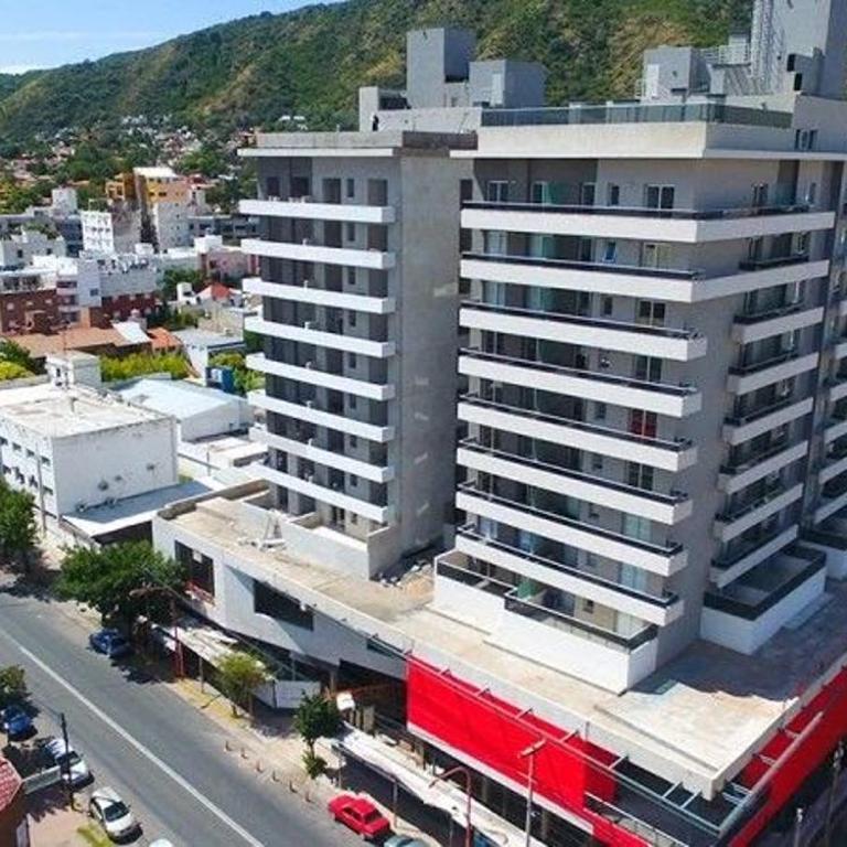 Departamento centrico con cochera para 4 personas con pileta - Apartamento de 1 dormitorio - 5