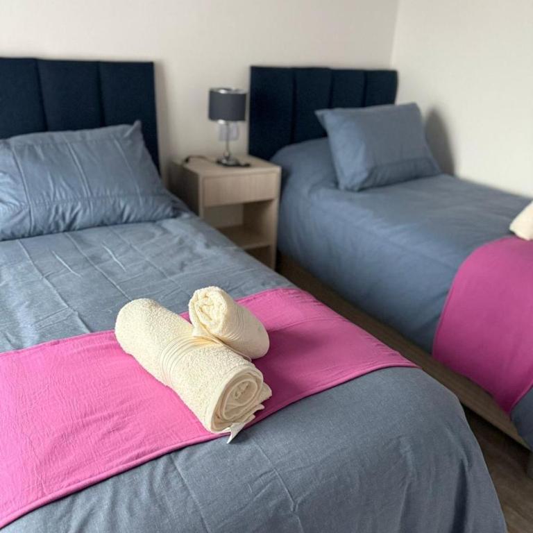 Deptos De la Cascada I Con la Mejor Vista de San Martín - Ayres del Bosque Alojamientos - Apartamento de 2 dormitorios con vistas a la montaña - 16