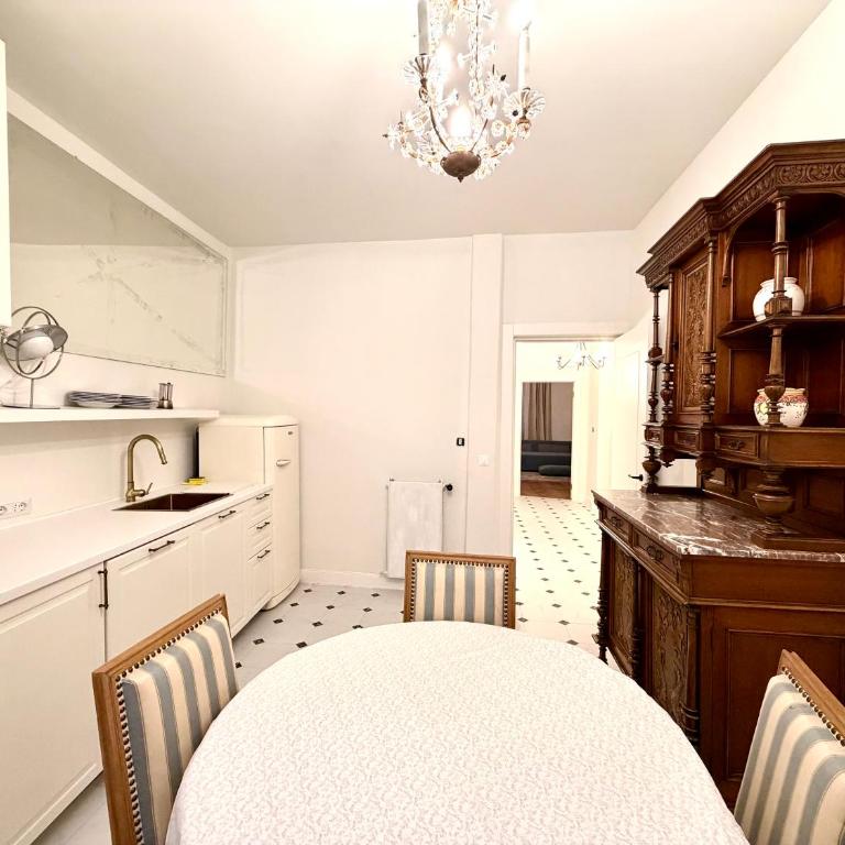 Galileo Galilei Design Apartment by the Park - Appartamento con 2 Camere da Letto - 27