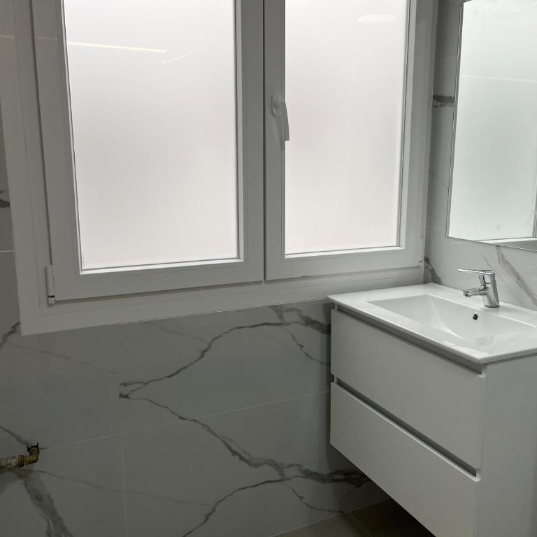 Amplio apartamento de 130m, en el centro - Apartment - 23