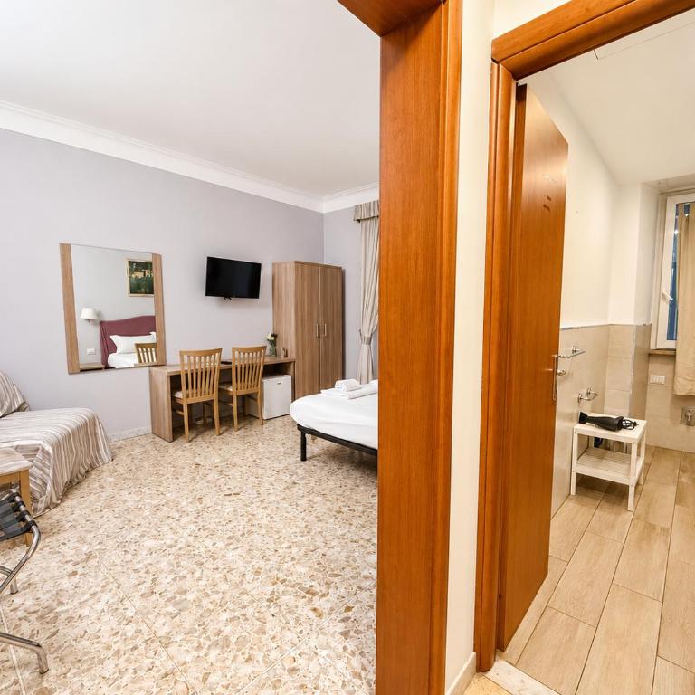 San Giovanni Rooms - near metro - Camera King Superior - 5
