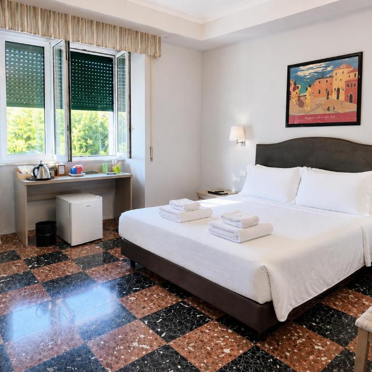 San Giovanni Rooms - near metro - Camera King Standard - 2