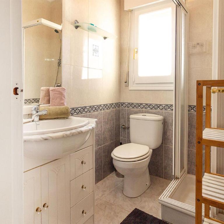 Awesome Home In Ciudad Quesada - Casa Vacacional de 3 dormitorios - 20