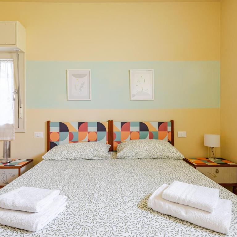 Casa con ampio terrazzo, vista lago e giardino - Casa Vacanze - 29