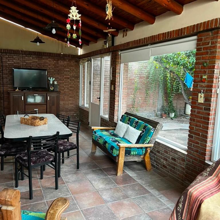 Casa Amplia con Quincho - Casa de 2 dormitorios - 7