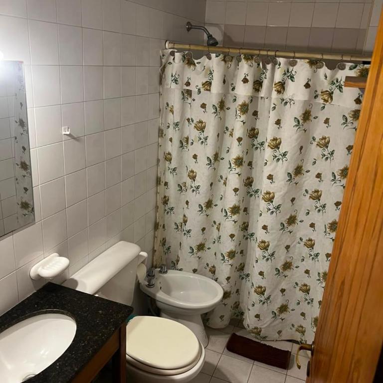 Casa Amplia con Quincho - Casa de 2 dormitorios - 16
