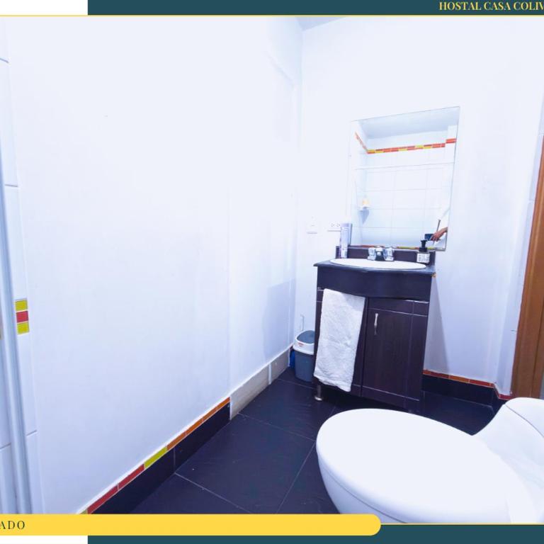 Hostal Casa Coliving Medellin - Laureles - Double Room with Private Bathroom - 4