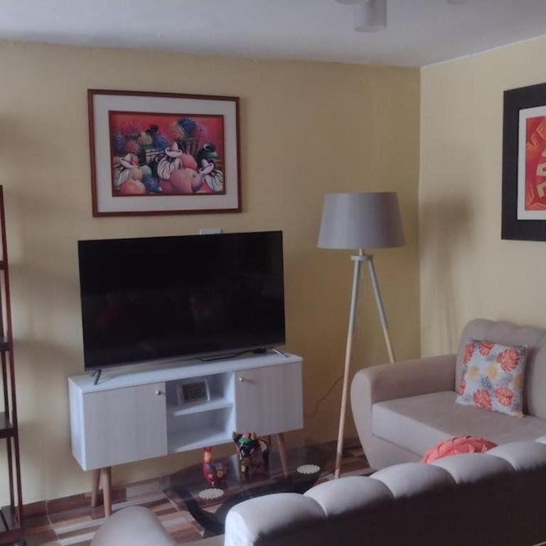 First-floor accommodation 15 min from the airport - Apartamento de 2 dormitorios - 13