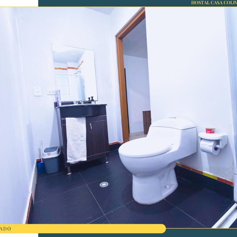 Hostal Casa Coliving Medellin - Laureles - Double Room with Private Bathroom - 7