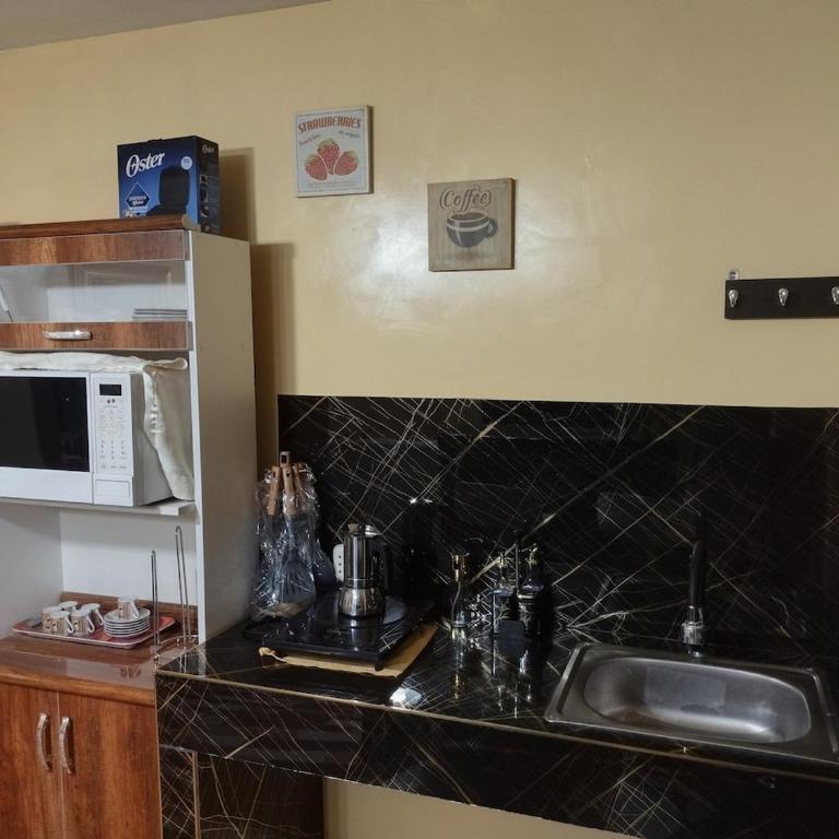 First-floor accommodation 15 min from the airport - Apartamento de 2 dormitorios - 29