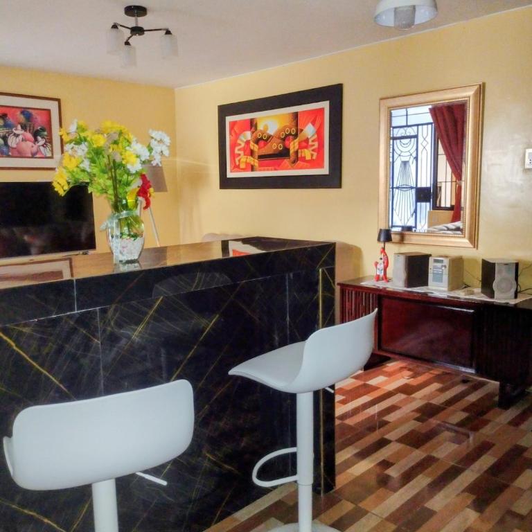 First-floor accommodation 15 min from the airport - Apartamento de 2 dormitorios - 30