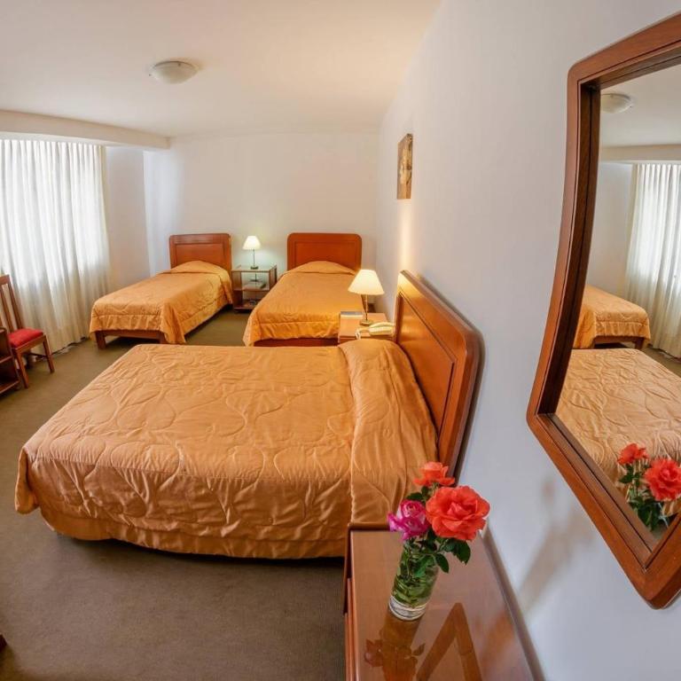 Hotel Incasol Promoción Cierre de Julio Matrimonial Ejecutiva y Desayuno Incasol Transporte y Cochera Gratis - Quadruple Room - 2