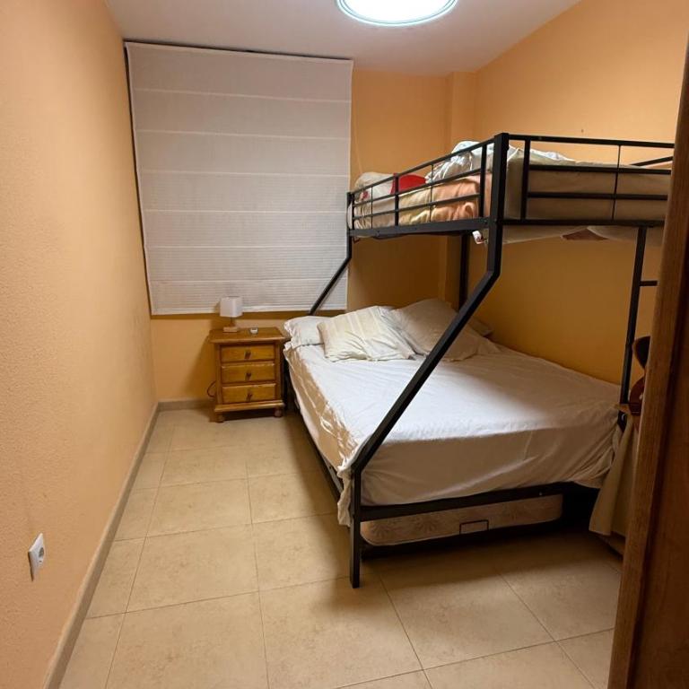 Apartamento en Plaza ABC - Three-Bedroom Apartment - 3