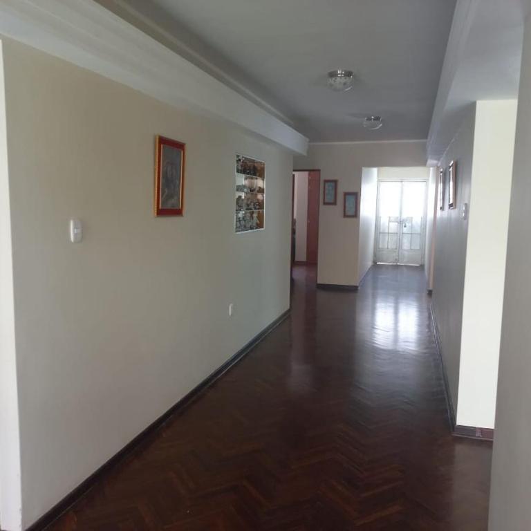 Amplia y hermosa casa en NASCA con 6 habitaciones - Four-Bedroom House - 2