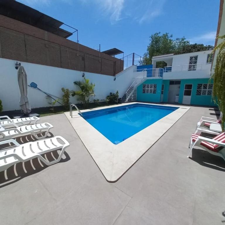 Amplia y hermosa casa en NASCA con 6 habitaciones - Four-Bedroom House - 11