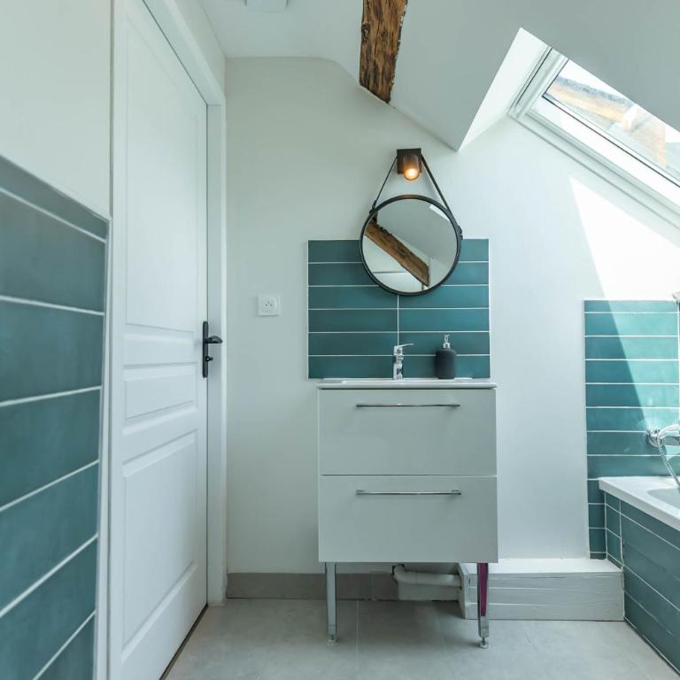 8 réunis sous le même toit - cœur de Blois - Appartement 3 Chambres - 7