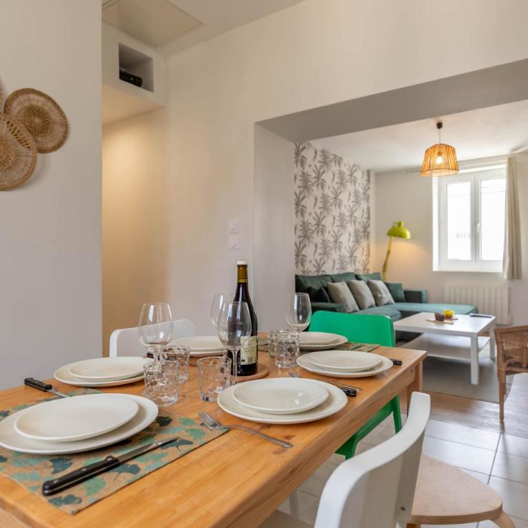 8 réunis sous le même toit - cœur de Blois - Appartement 3 Chambres - 17
