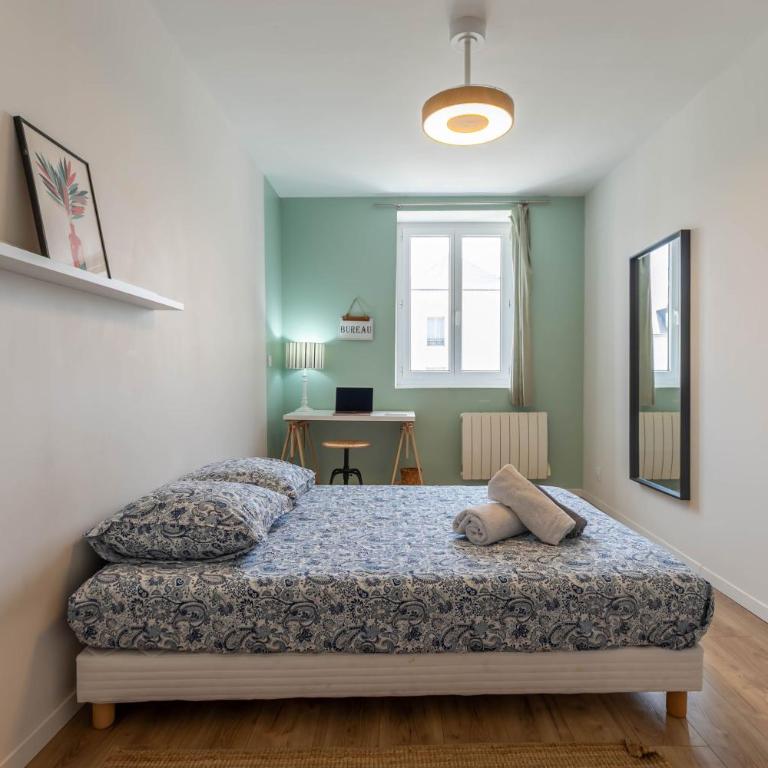 8 réunis sous le même toit - cœur de Blois - Appartement 3 Chambres - 19