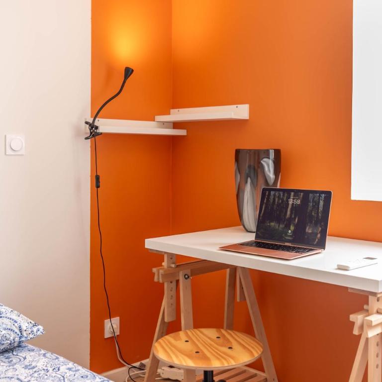 8 réunis sous le même toit - cœur de Blois - Appartement 3 Chambres - 21