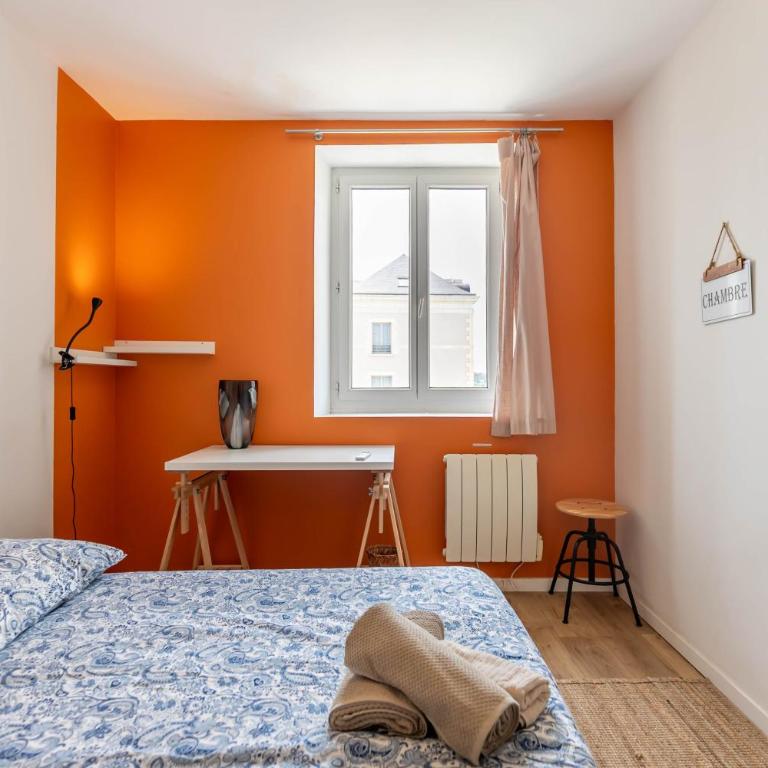 8 réunis sous le même toit - cœur de Blois - Appartement 3 Chambres - 25