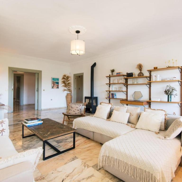 PREMIUM Family Villa in Málaga with Private Pool - Five-Bedroom House - 58