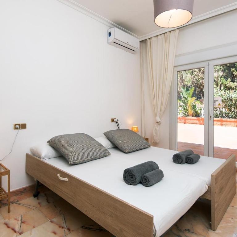 PREMIUM Family Villa in Málaga with Private Pool - Five-Bedroom House - 71