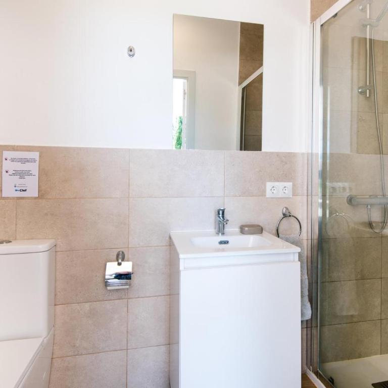 PREMIUM Family Villa in Málaga with Private Pool - Five-Bedroom House - 74