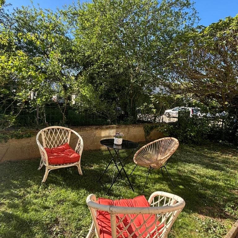Independent studio with terrace and garden - Appartement 1 Chambre - 9