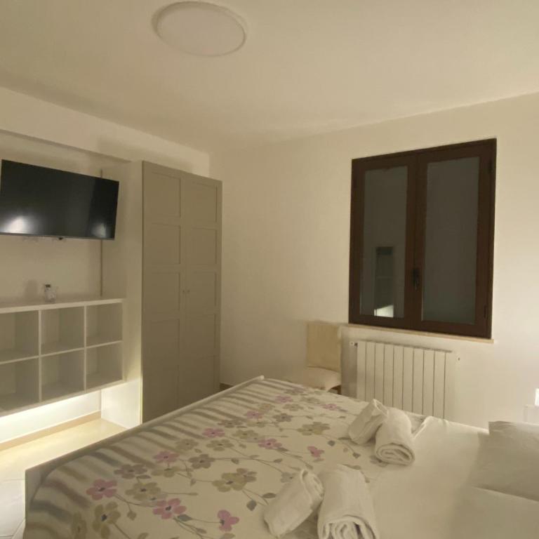 VILLA DELLE POMELIE - Three-Bedroom House - 17