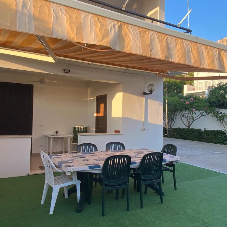 VILLA DELLE POMELIE - Three-Bedroom House - 8
