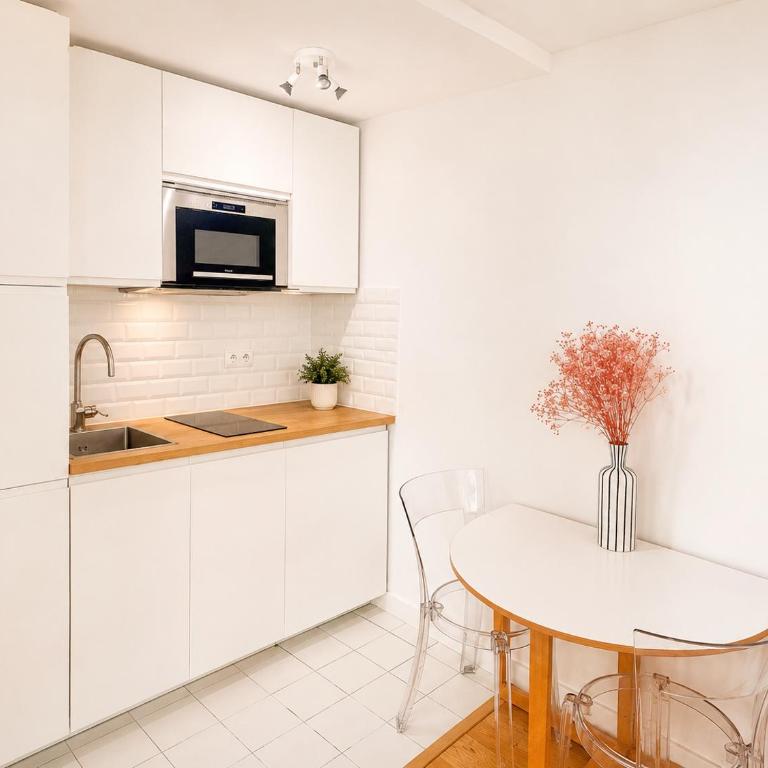 Bel appartement proche du Louvre - Apartamento de 1 dormitorio - 8
