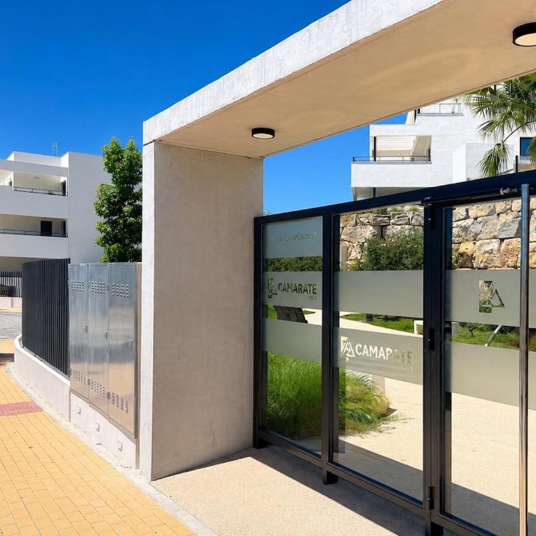 Modern Luxury Apartment - Camarate Hills - Two-Bedroom Apartment - 15